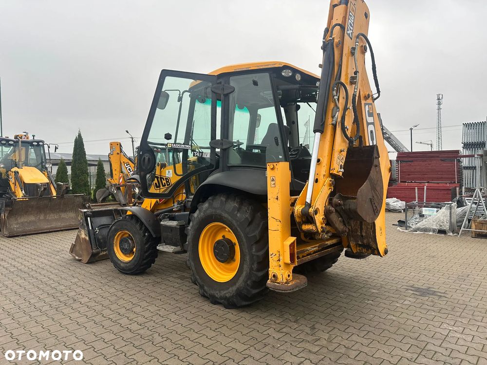 JCB 3CX / 3000 mtg / R.2018/TORQUELOCK - 8