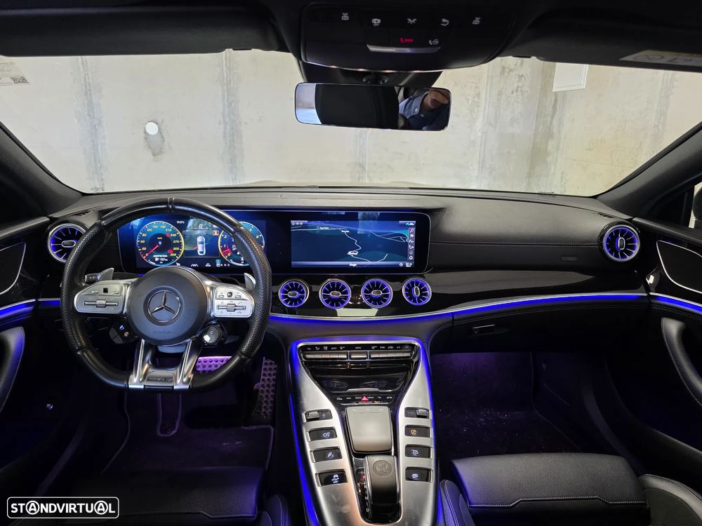 Mercedes-Benz AMG GT - 15