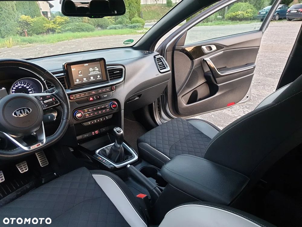 Kia Ceed 1.4 T-GDI GT-Line - 19