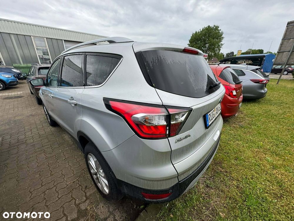 Ford Kuga - 4