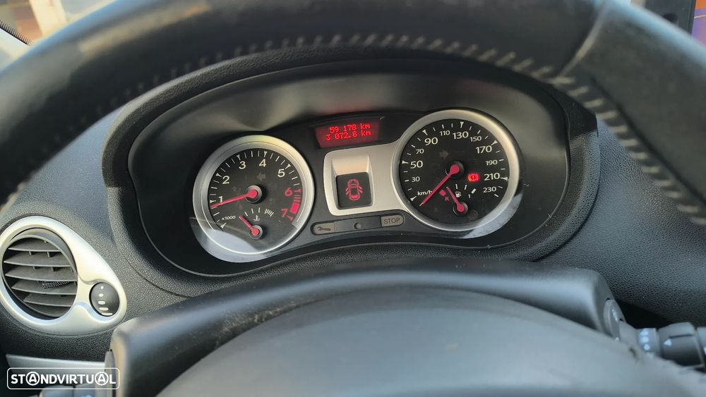 Renault Clio Sport Tourer - 39