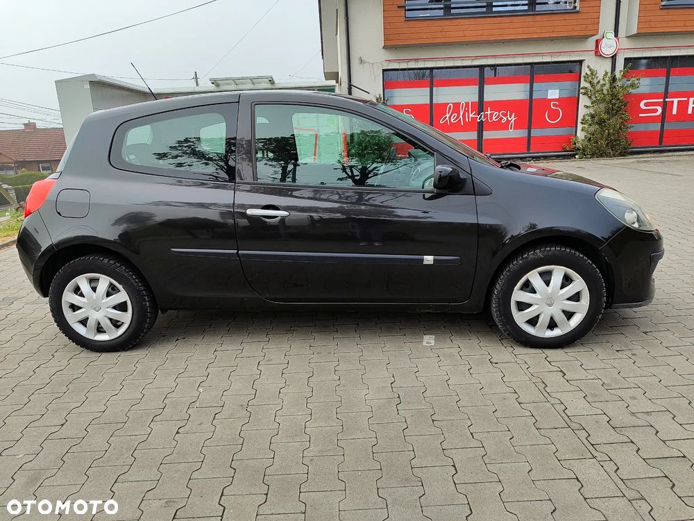 Renault Clio - 6