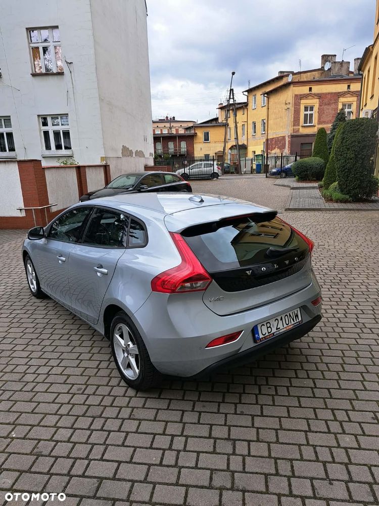 Volvo V40 D2 Base - 2