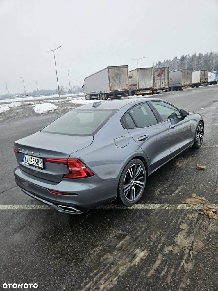 Volvo S60 B5 B AWD R-Design - 10