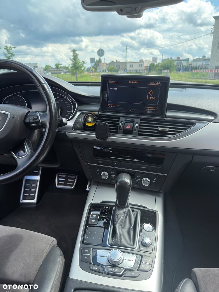 Audi A6 Avant 2.0 TDI Ultra DPF S tronic - 33