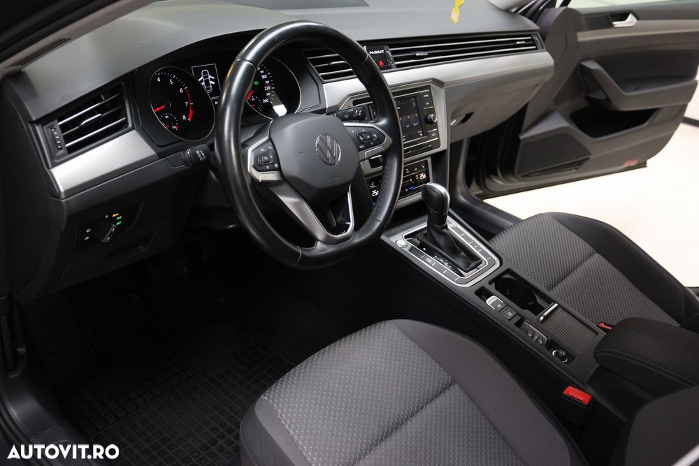 Volkswagen Passat 1.5 TSI ACT DSG Comfortline - 9