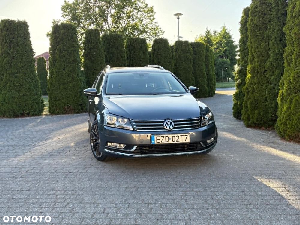 Volkswagen Passat - 20