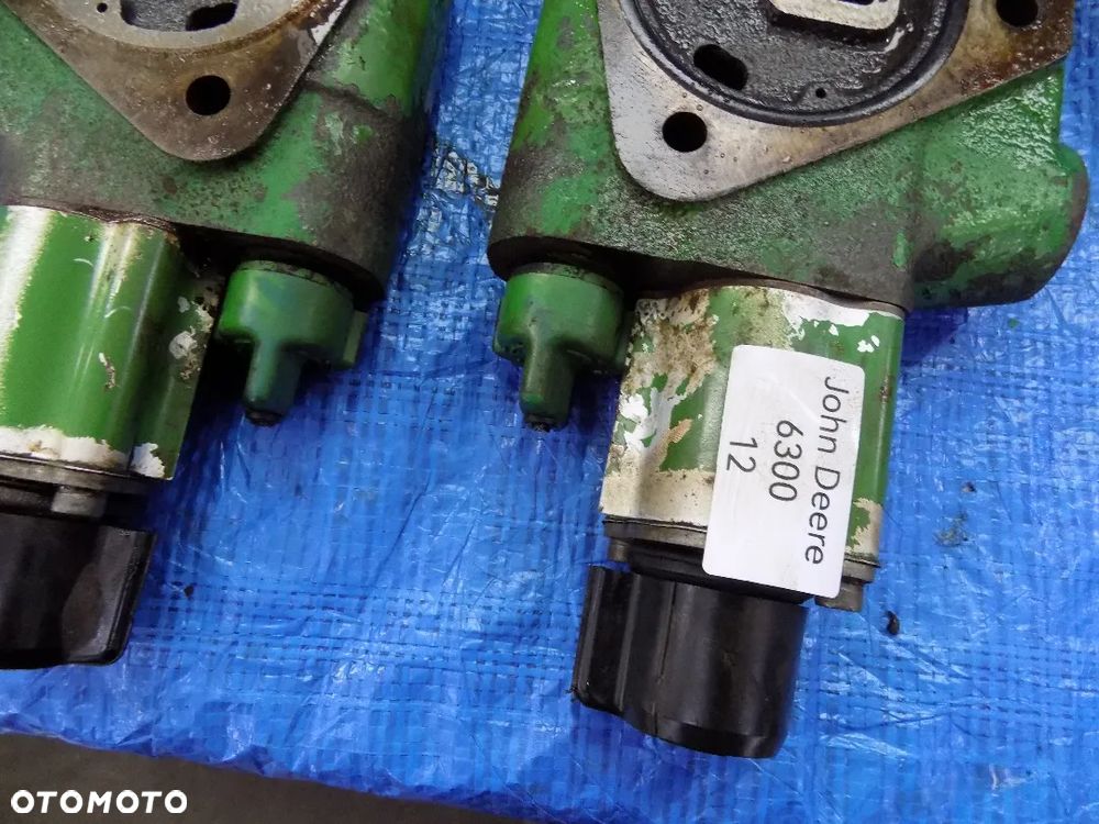 sekcja rozdzielacza hydraulicznego 8506e john deere 6300 6100 6200 6400 - 7