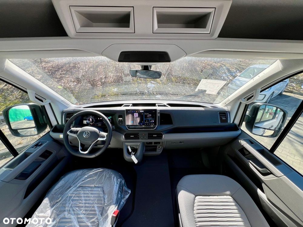 Volkswagen Grand California 600 silnik: 2,0 l TDI EU6 SCR BlueMotion Technology 130 kW skrzynia biegów: Przedni napęd automatyczna 8-biegowa rozstaw osi: 3640 mm - 8