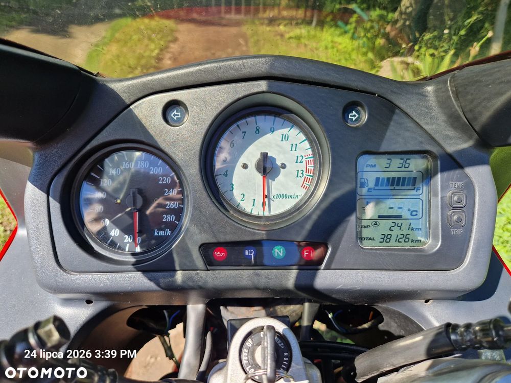 Honda VFR - 10