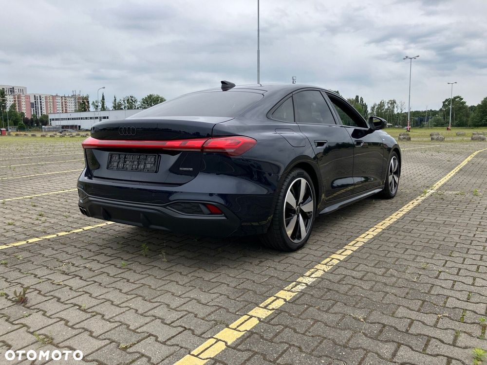 Audi A5 Limousine - 10