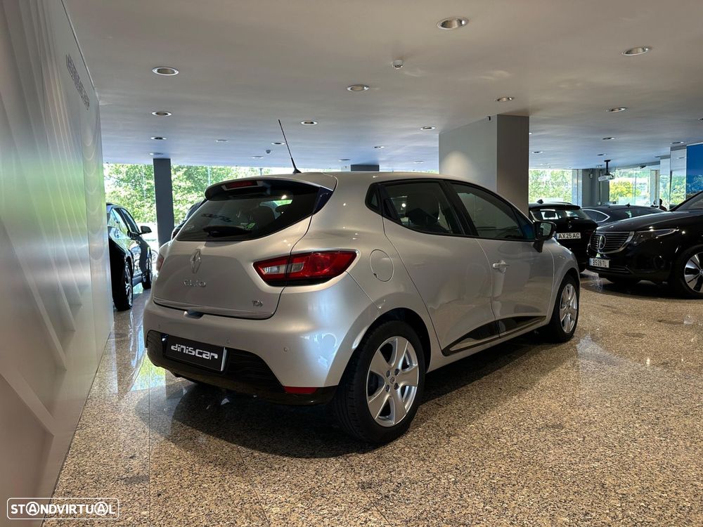 Renault Clio 0.9 TCE Dynamique S - 24