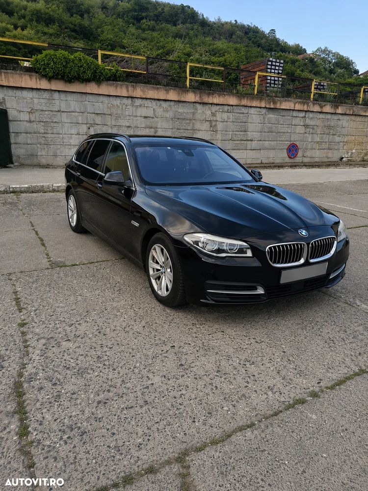 BMW Seria 5 520d xDrive AT - 3