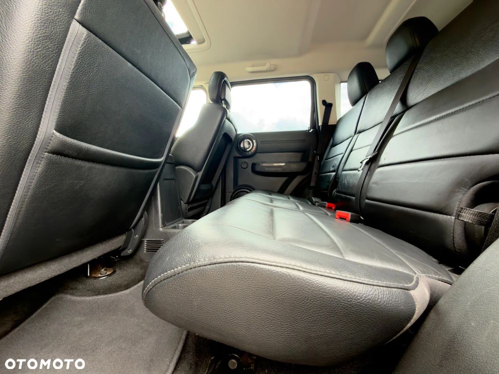Dodge Nitro 4.0 V6 RT - 19