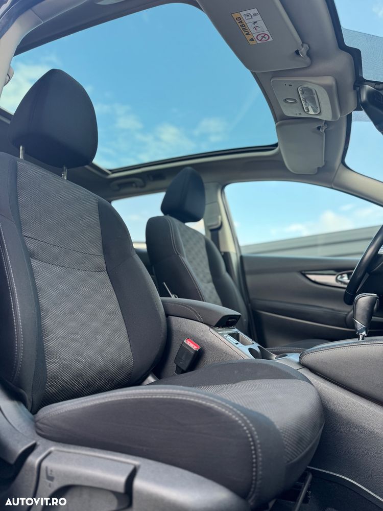 Nissan Qashqai 1.2 DIG-T Xtronic ACENTA - 9