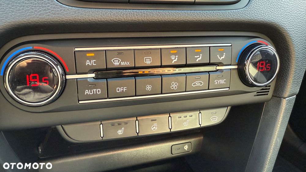 Kia ProCeed 1.5 T-GDI GT Line DCT - 14