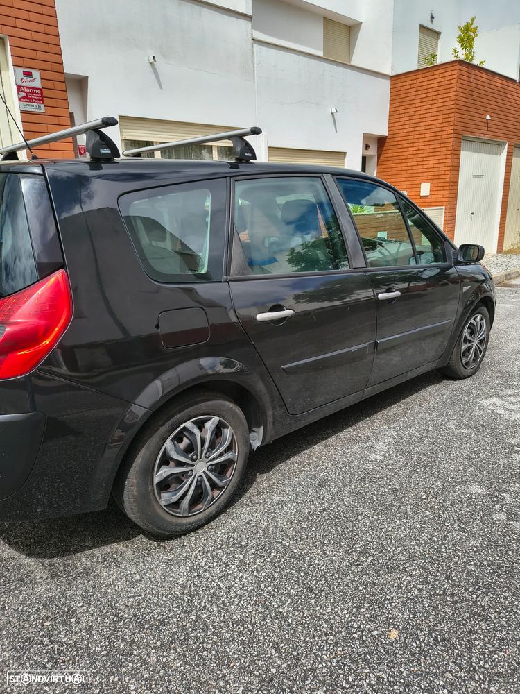 Renault Grand Scénic dCi 110 FAP Dynamique - 4