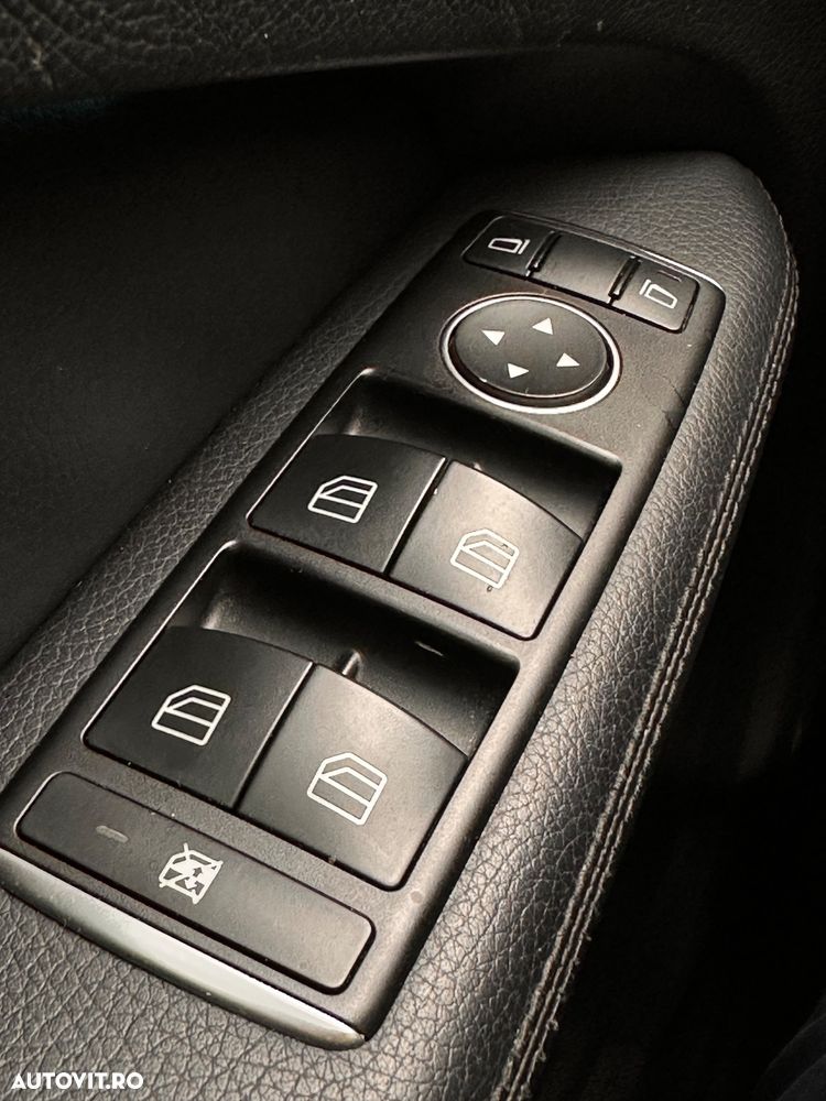 Mercedes-Benz E 200 BlueTEC 7G-TRONIC Elegance - 14