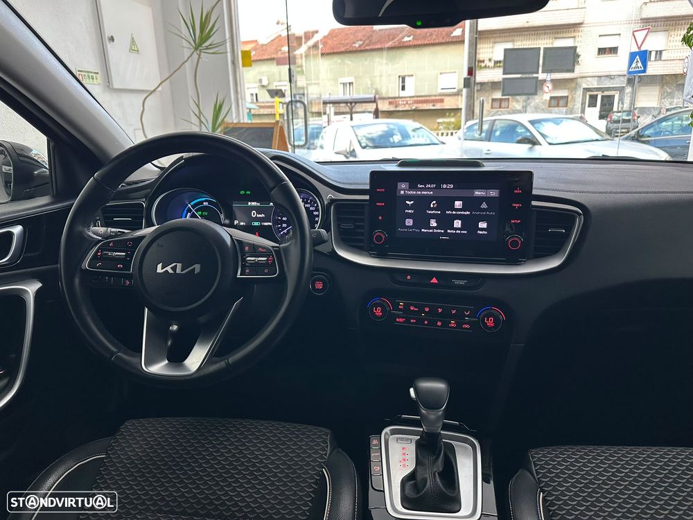 Kia XCeed 1.6 GDi PHEV Drive - 15