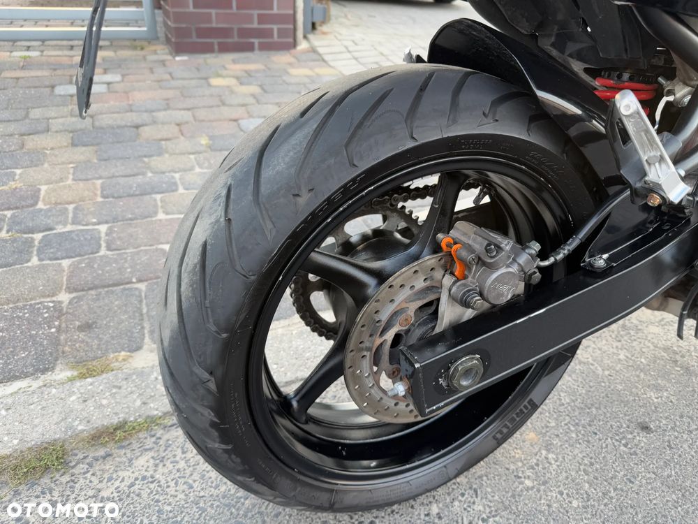 Yamaha FZ6 - 25