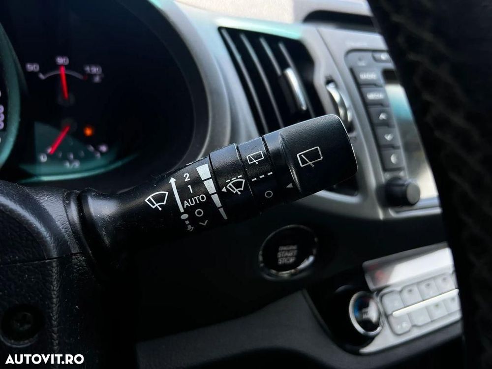 KIA Sportage 2012 — imagine 41