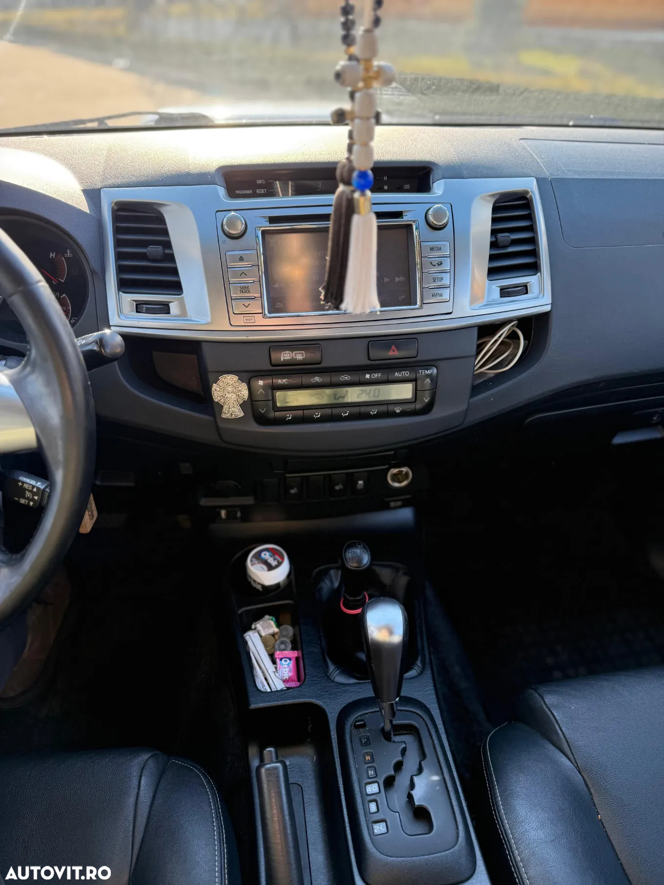 Toyota Hilux 4x4 Cabina Dubla Style+ Aut. - 14