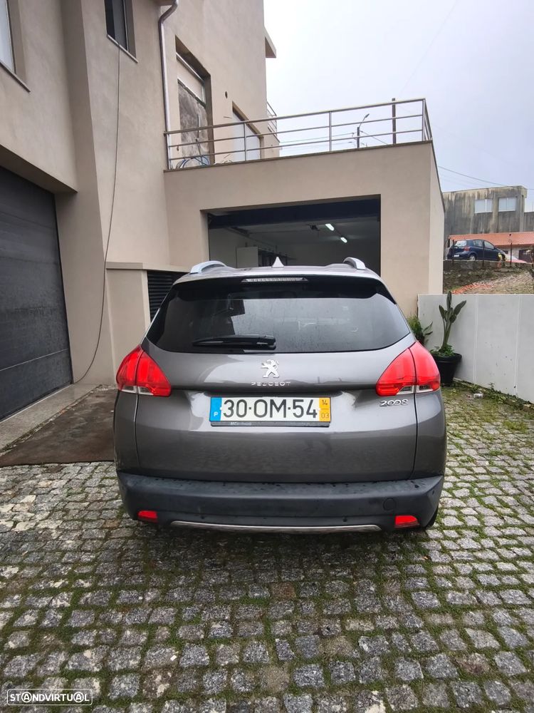 Peugeot 2008 1.2 PureTech Allure - 18