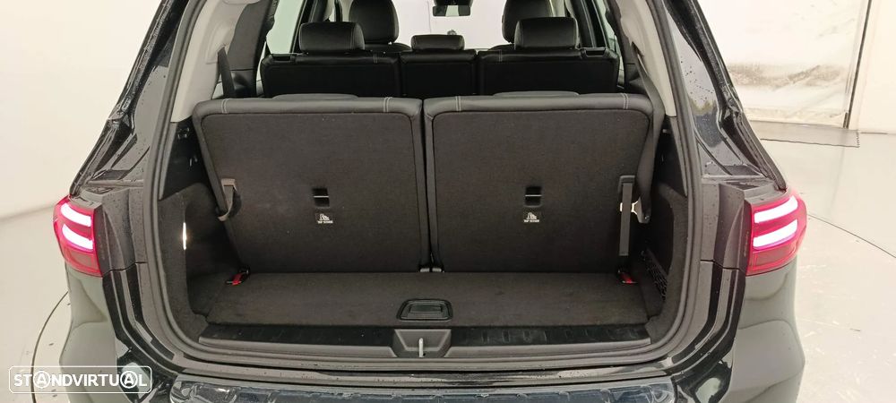 Mercedes-Benz GLB 180 d - 34