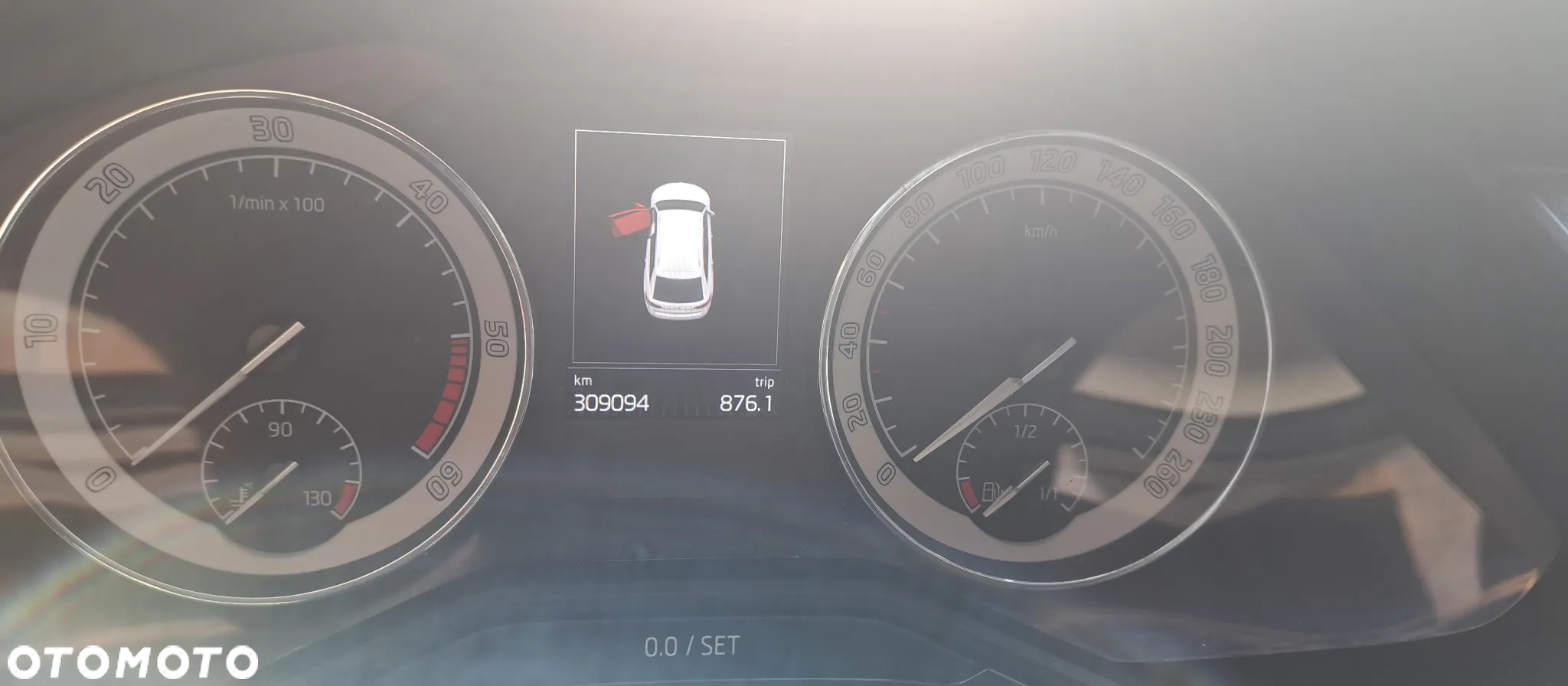 Skoda Superb 2.0 TDI 4x4 L&K DSG - 12
