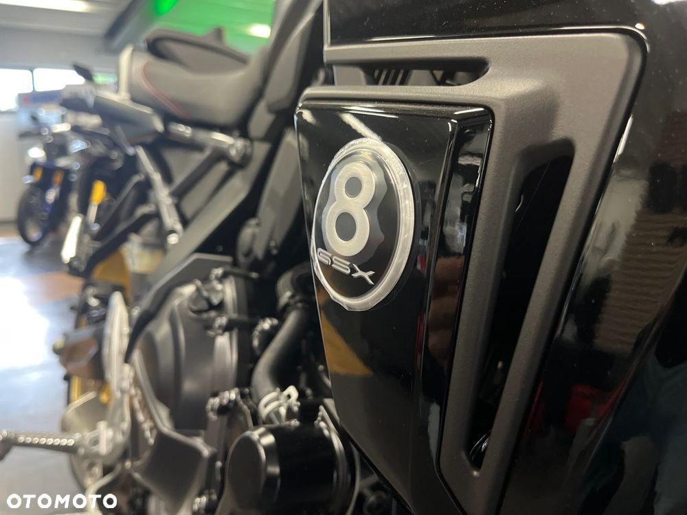 Suzuki GSX - 5