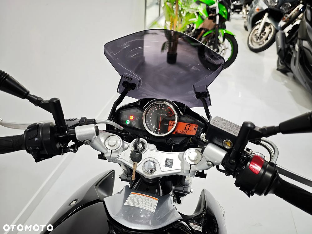 Suzuki GW 250 - 5