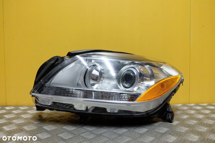 MERCEDES ML W166 2012- REFLEKTOR LAMPA ZWYKŁA SOCZEWKOWA L USA - 1