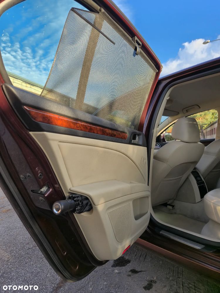 Skoda Superb 2.0 TDI Elegance - 21