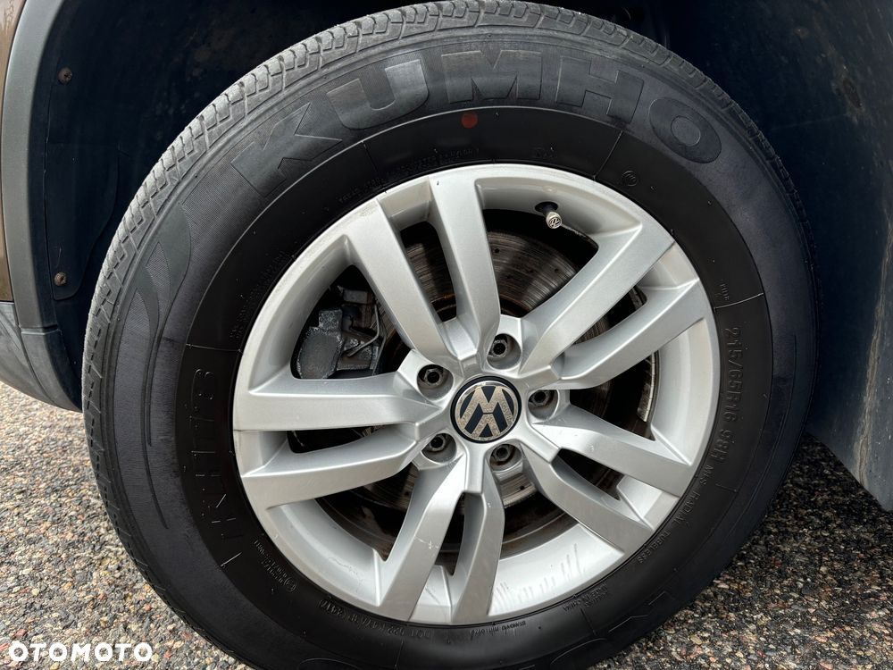 Volkswagen Tiguan 2.0 TDI DPF BlueMotion Technology Exclusive - 12