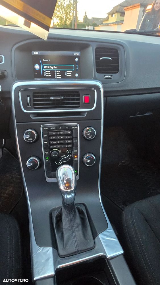 Volvo S60 D3 Start-Stop Momentum - 5