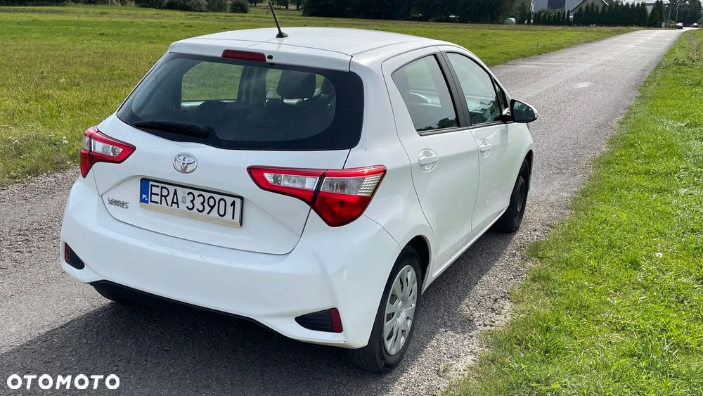 Toyota Yaris 1.5 Active - 6