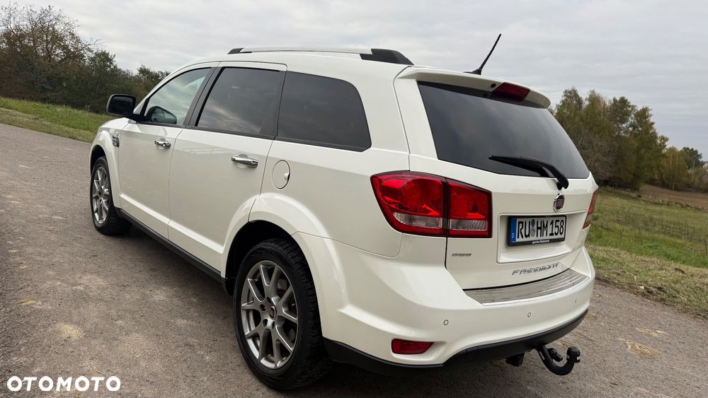 Fiat Freemont 2.0 Multijet Lounge AWD - 11