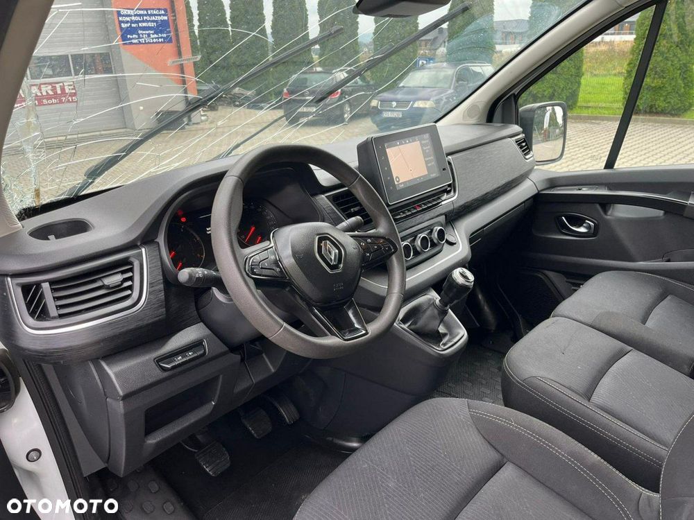 Renault Trafic - 15