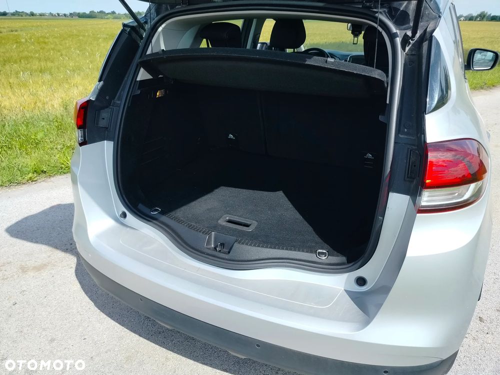 Renault Scenic 1.5 dCi Limited - 10