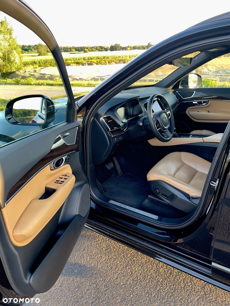 Volvo XC 90 T6 AWD Momentum 7os - 12