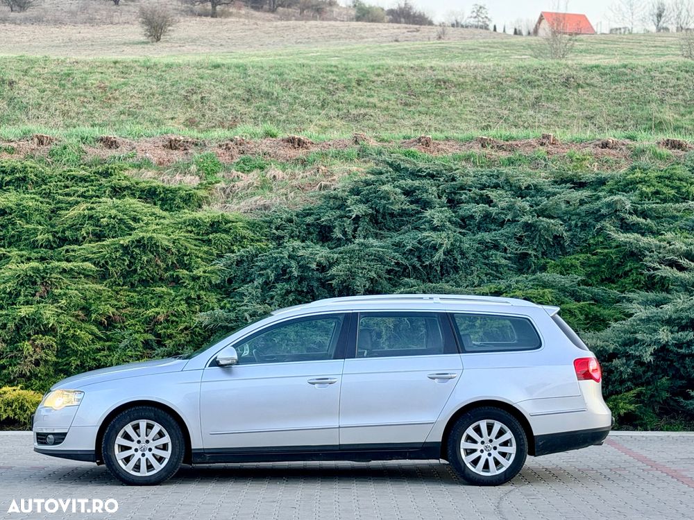 Volkswagen Passat 2.0 TDI DPF Highline - 12