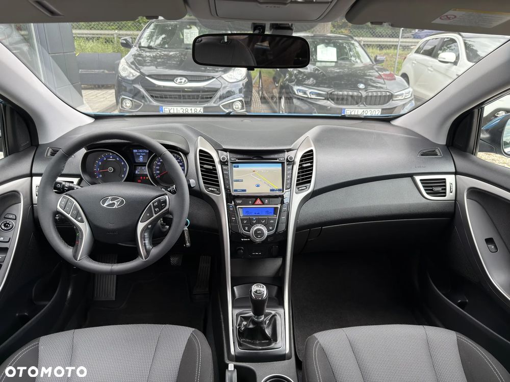 Hyundai i30 1.6 GDI Premium - 8