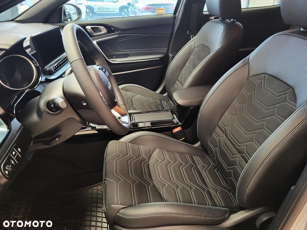 Kia XCeed - 7