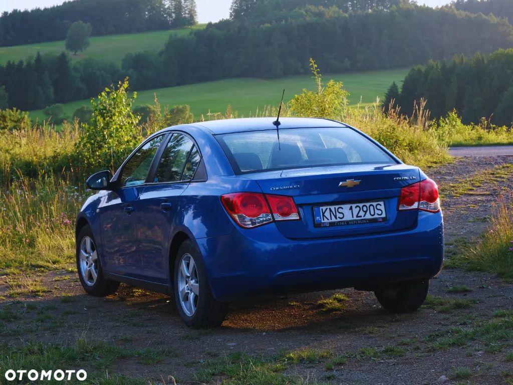 Chevrolet Cruze - 1