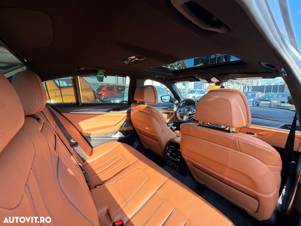 BMW Seria 5 530i xDrive Aut. M Sport Edition - 31