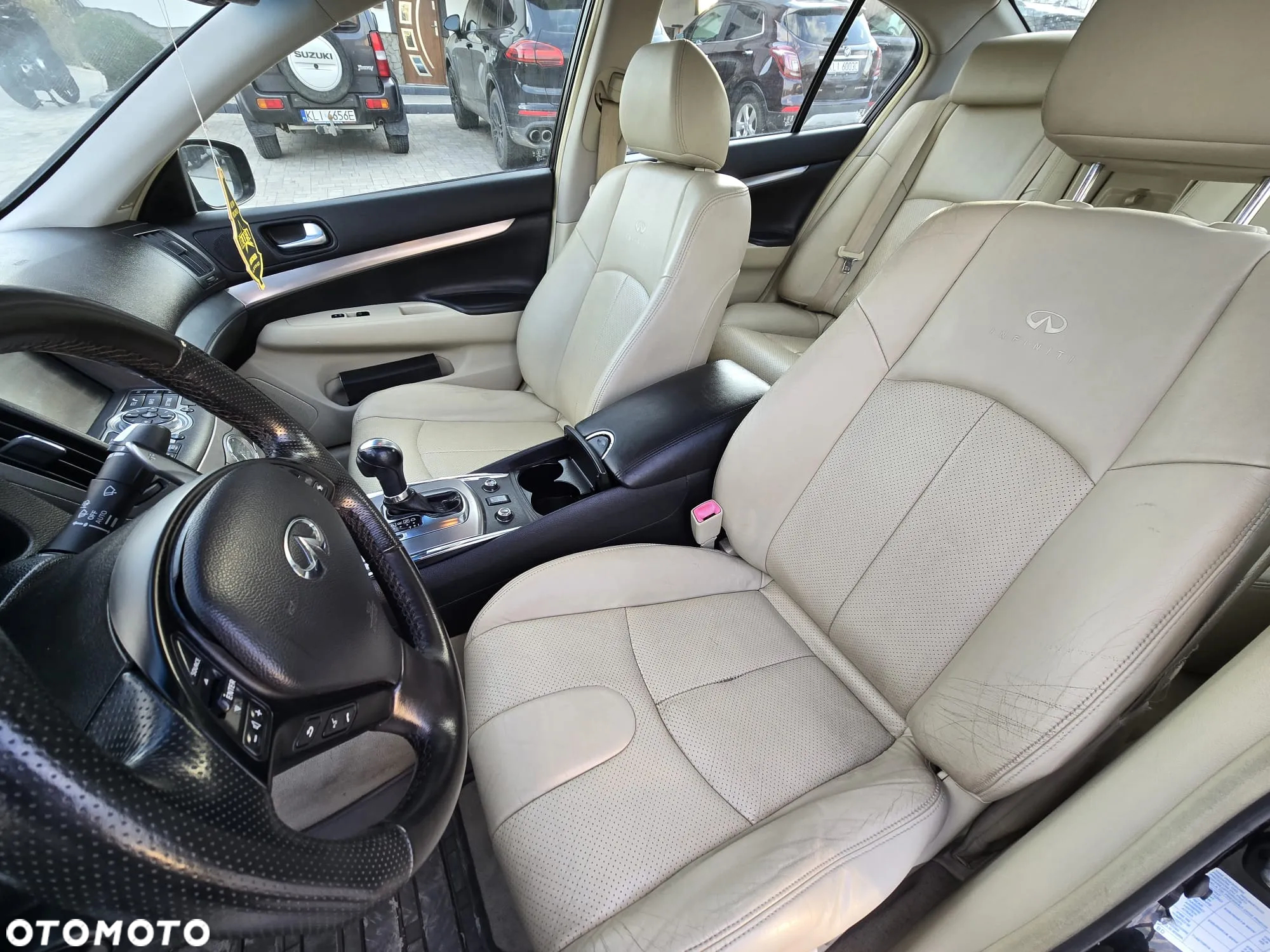 Infiniti G G37 AWD - 13