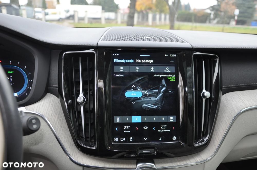 Volvo XC 60 T8 AWD Recharge Polestar Engineered - 12