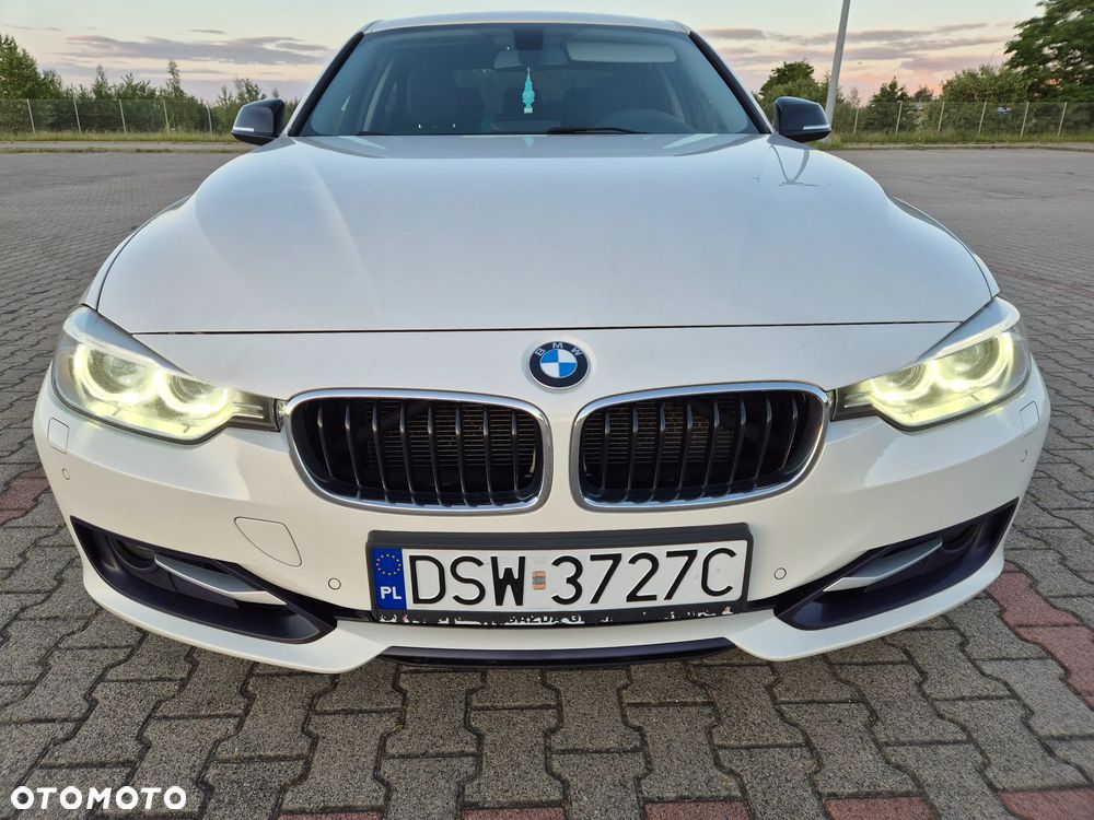 BMW Seria 3 - 11