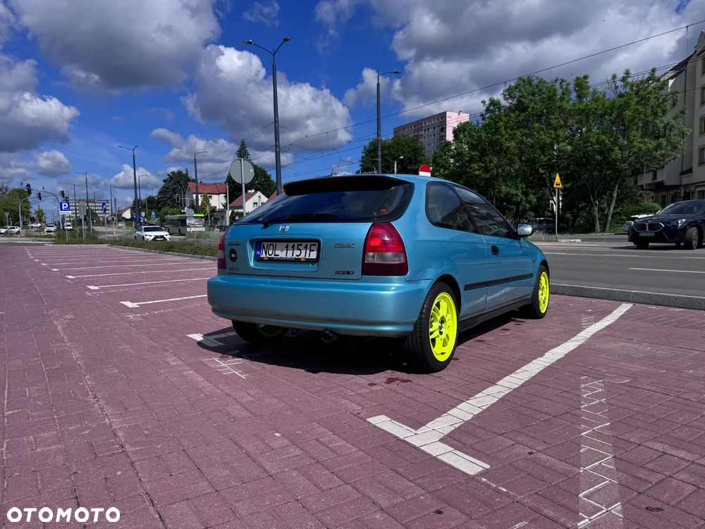 Honda Civic - 16