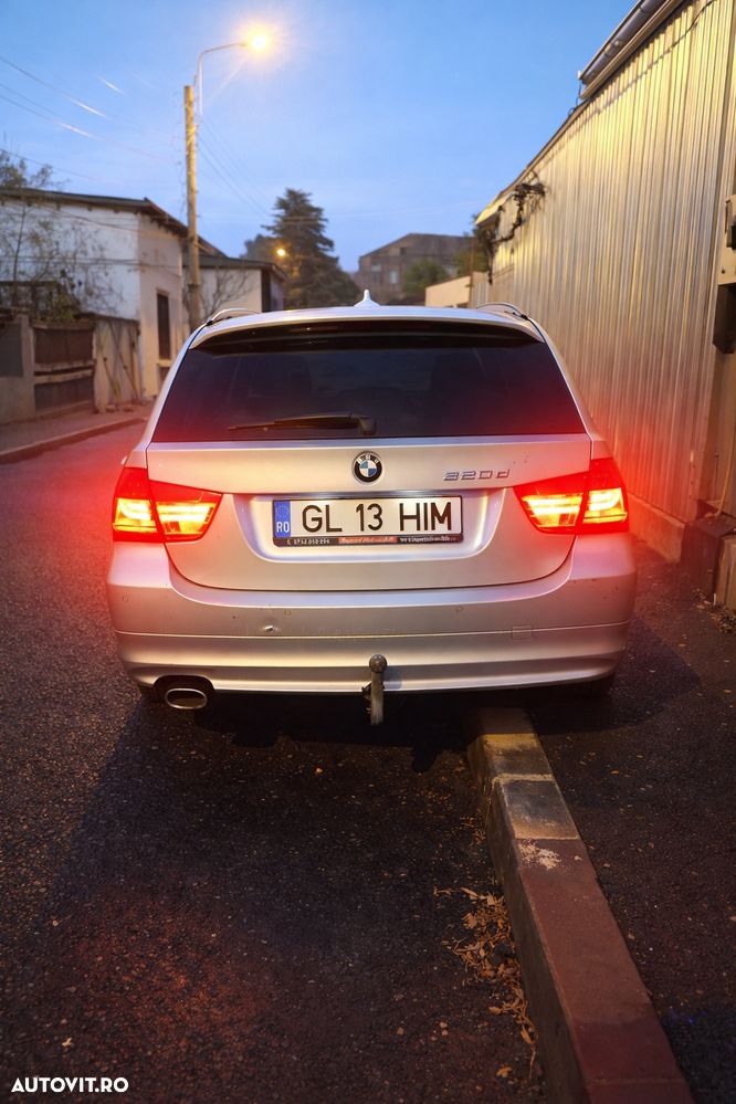 BMW Seria 3 320d DPF Aut. Edition Exclusive - 2